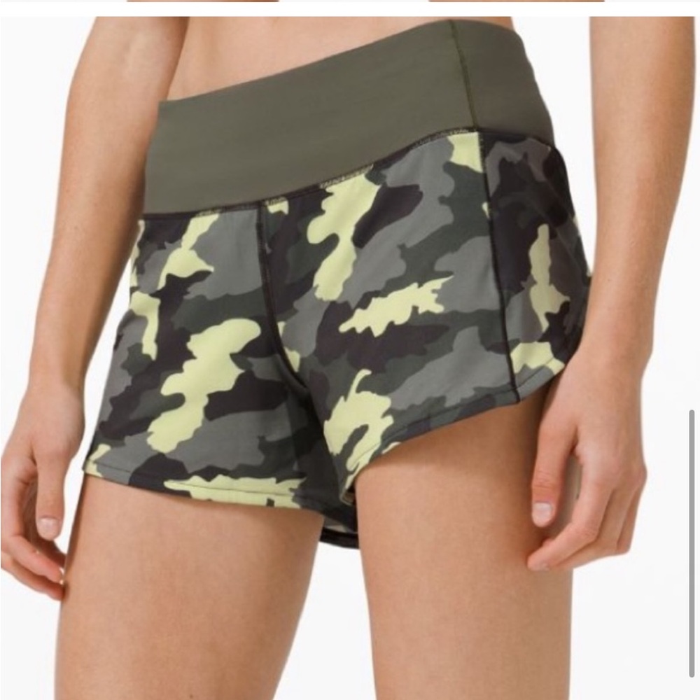 Lululemon Speed Up Short 4" *Lined - Size 6 - Yellow Camo